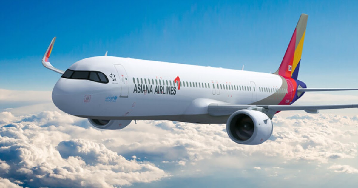 Man opens plane door mid-air, tells police he was ‘uncomfortable’