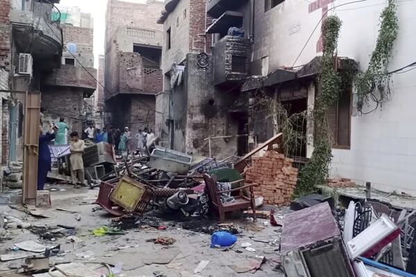 The Rule of the Mob: Unveiling Intolerance through the Attack on the Christian Community in Jaranwala | Baaghi TV