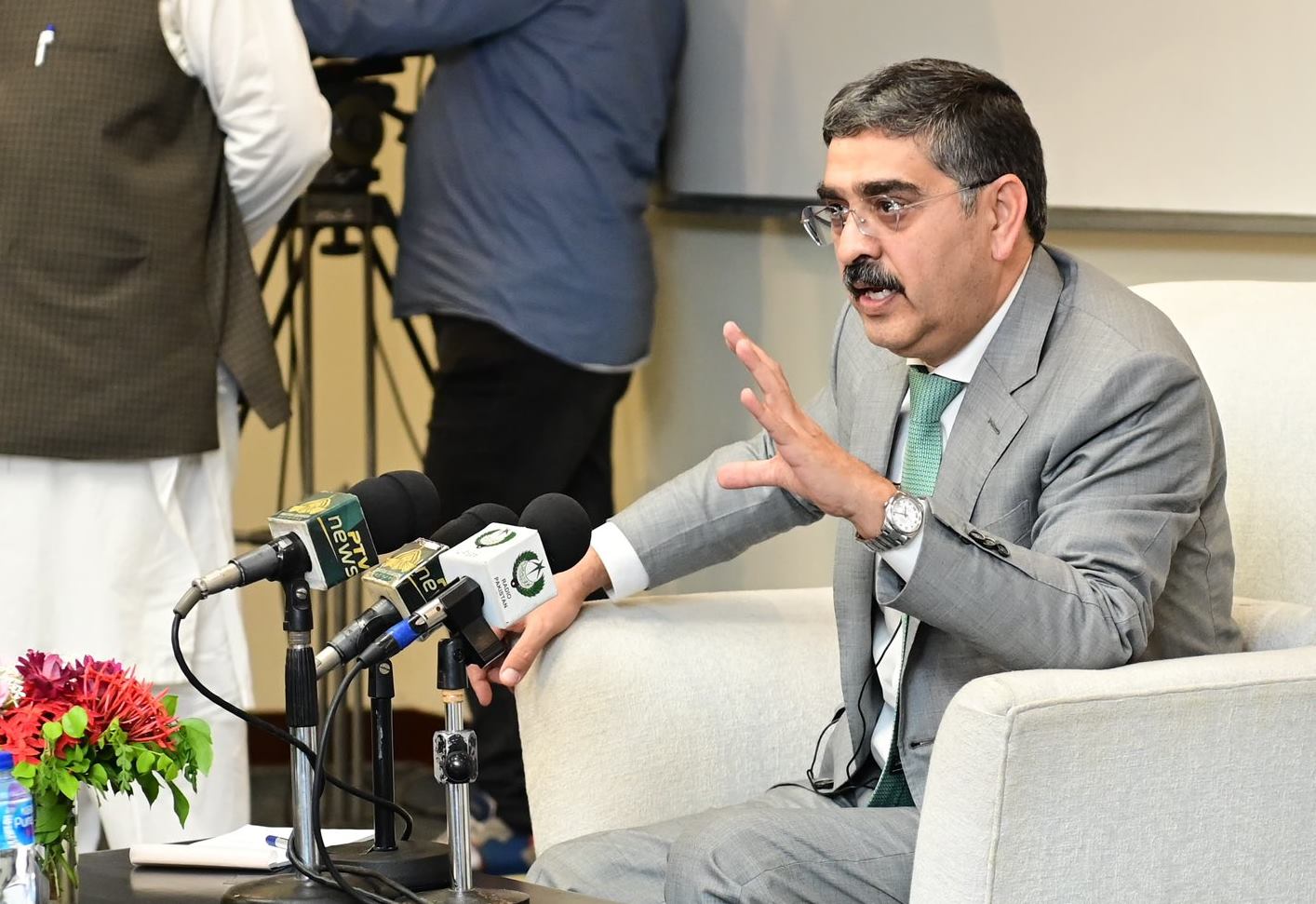 Kakar’s Visit to LUMS: A Critical Assessment