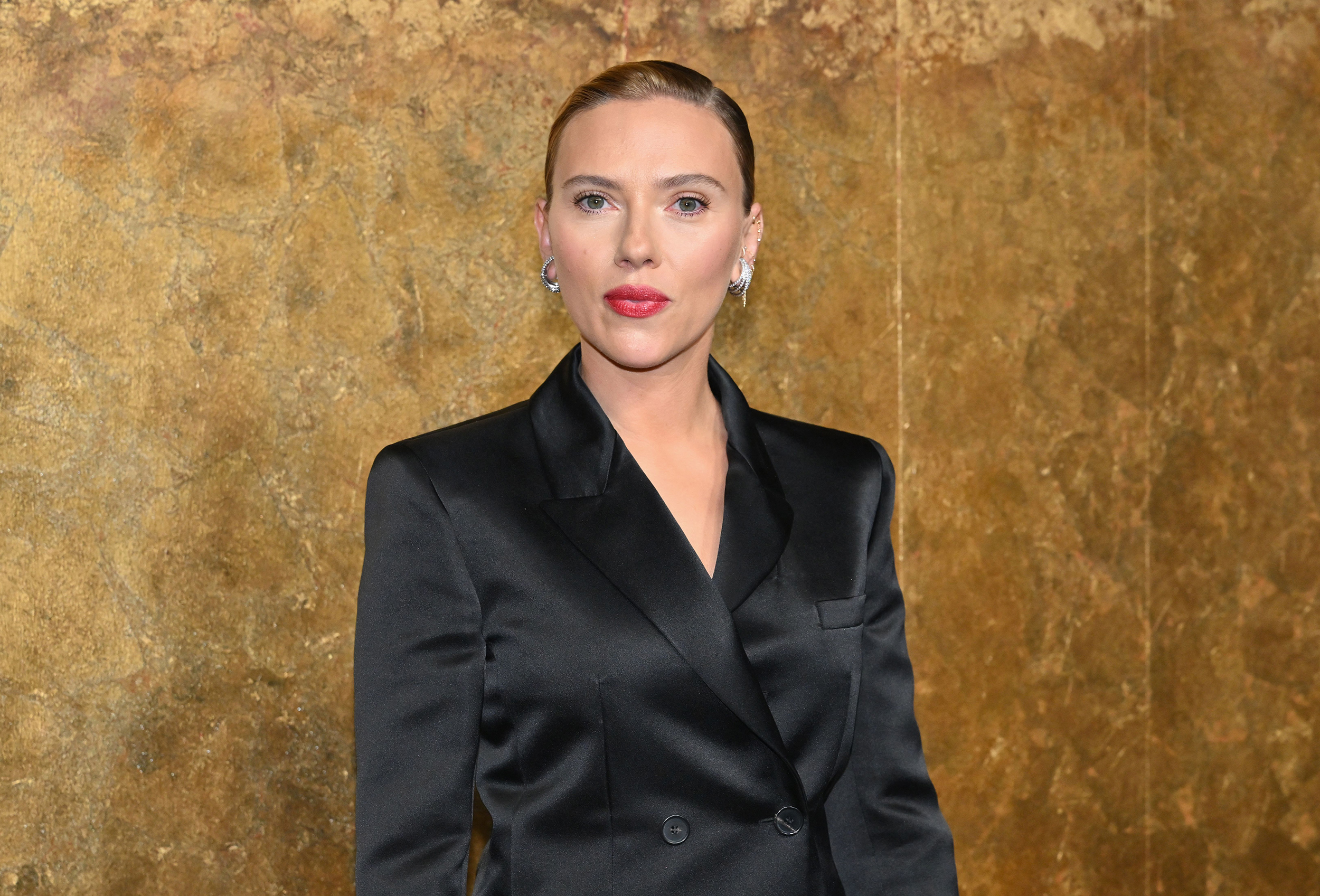 Scarlett Johansson takes legal action against AI app | Baaghi TV