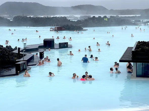 Iceland declares 'Emergency' over Fears of Volcanic Eruption | Baaghi TV