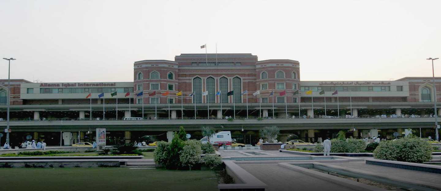 Heavy Fog affects Operations at Lahore Airport, Flights Delayed