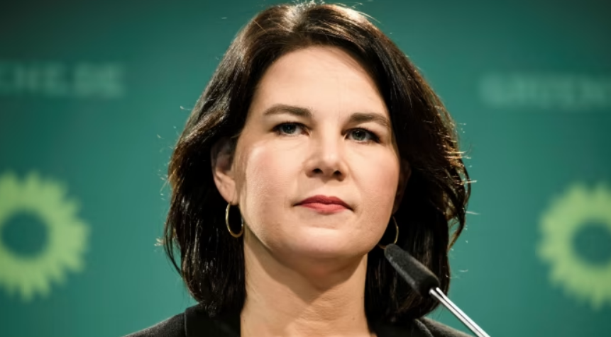 ‘No more excuses’ on letting in Gaza aid, Annalena Baerbock