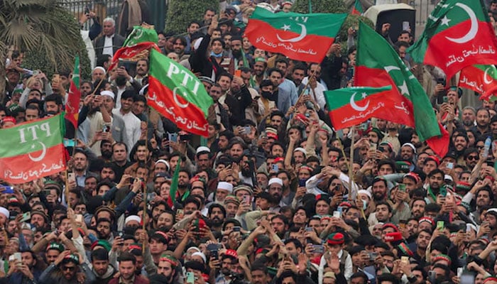 Int’l Community Accepting of Pakistan’s Foreign Policy as PTI stages sit-ins at a Critical Standpoint