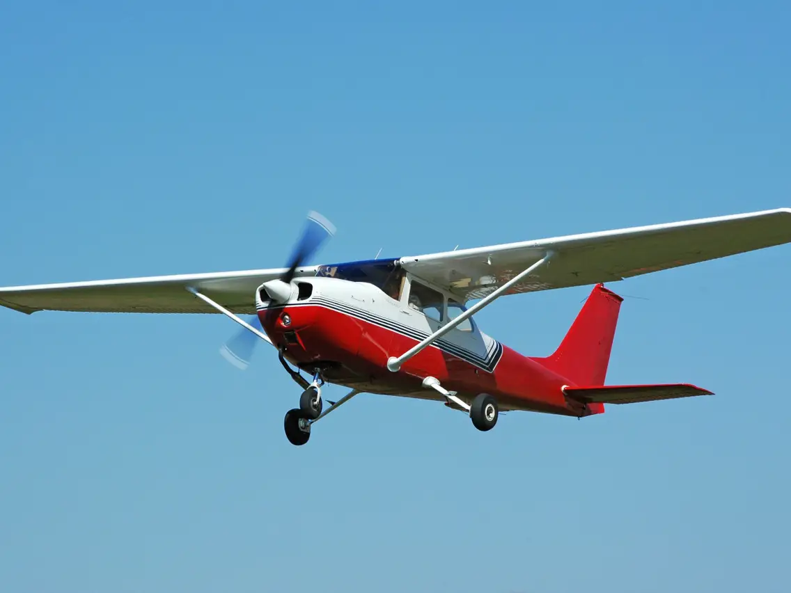 The Basics of How Planes Fly (Or, Why You Won’t Fall Out of the Sky)