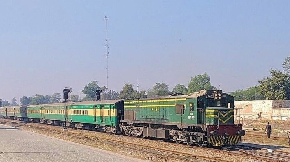 Our Railway and the Sorry State of Affairs | Baaghi TV