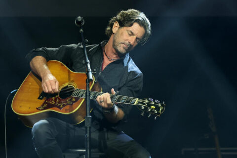 Grammy-Winning Songwriter Brett James Dies in North Carolina Plane Crash