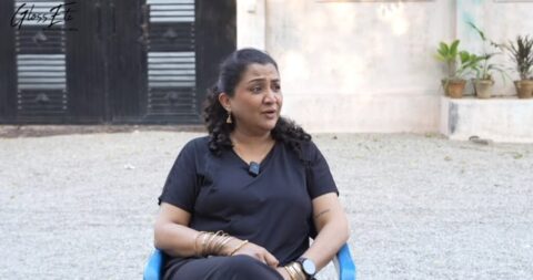Nadia Afghan Breakdowns “Ruby” in Sharpasand