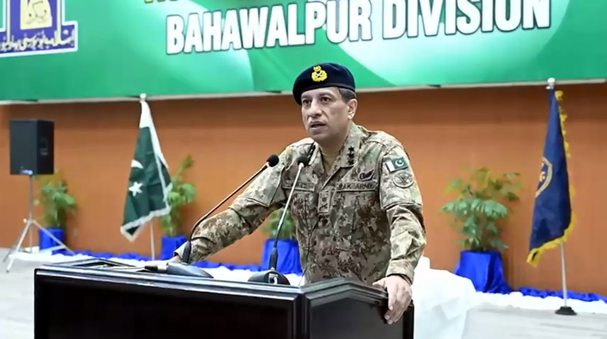 DG ISPR holds special session in Islamia University Bahawalpur