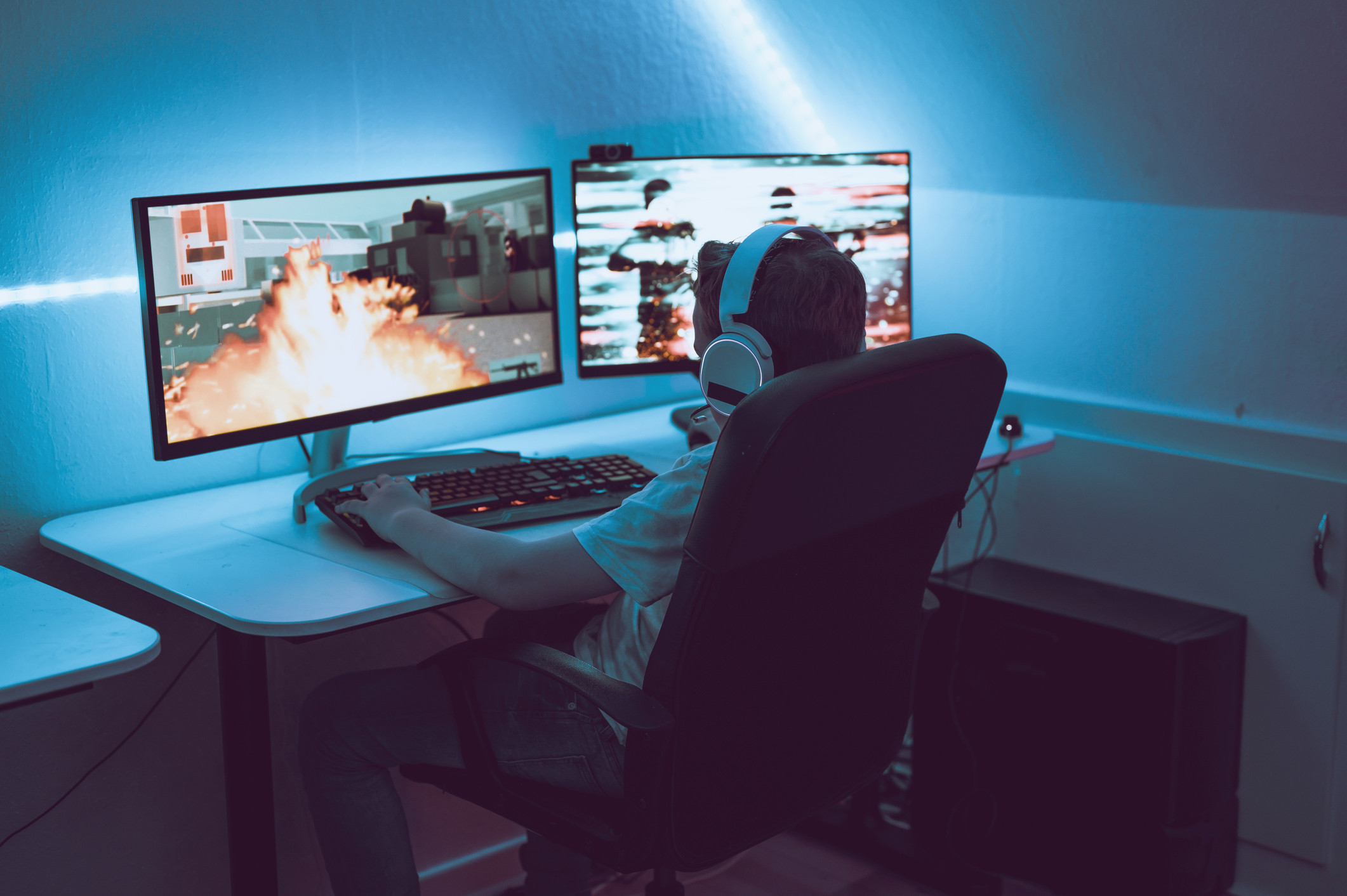 Excessive Gaming Tied to Poor Diet and Sleep Among Youth: Study
