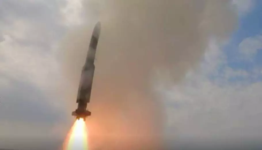 Pakistan Navy’s LY-80 Missile Test: A Quiet but Powerful Signal in the India–Pakistan Maritime Equation
