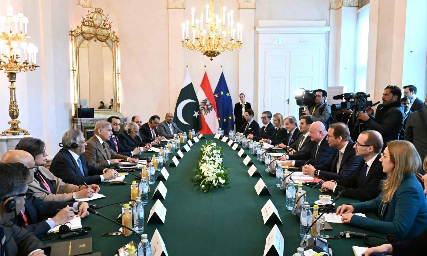 Pakistan, Austria Agree to Deepen Bilateral Cooperation During Vienna Talks | Baaghi TV