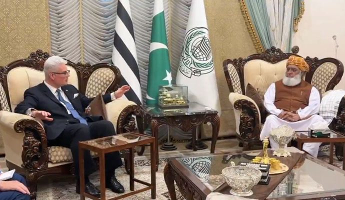 U.S. Diplomat Meets Maulana Fazlur Rehman in Islamabad