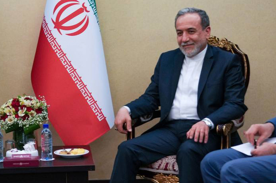 Iranian Foreign Minister Arrives in Pakistan Amid Ongoing U.S.–Iran Negotiations