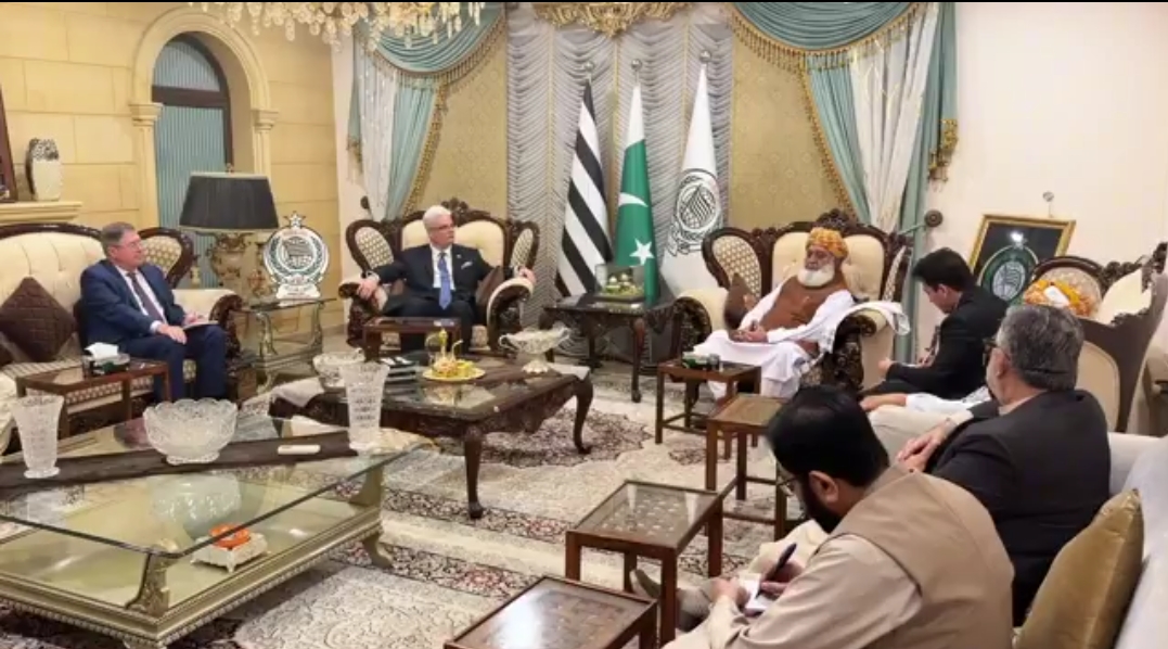 U.S. Diplomat Meets Maulana Fazlur Rehman in Islamabad | Baaghi TV