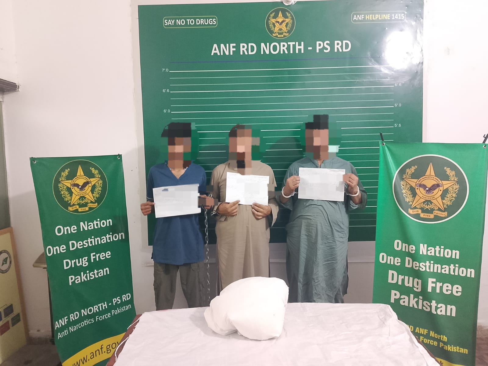 ANF Cracks Down on Drug Trafficking Near Educational Institutions, Arrests Three Suspects