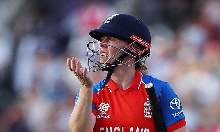 Former England Captain Heather Knight Announces International Retirement