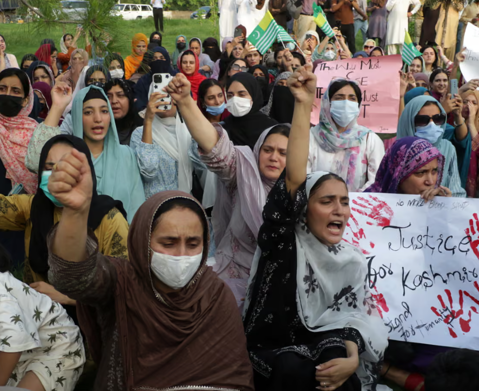 BBC statement on Pakistan Media Restrictions draws Response | Baaghi TV